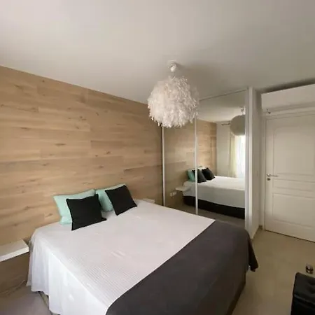 Superbe 3 Pieces Apartamento